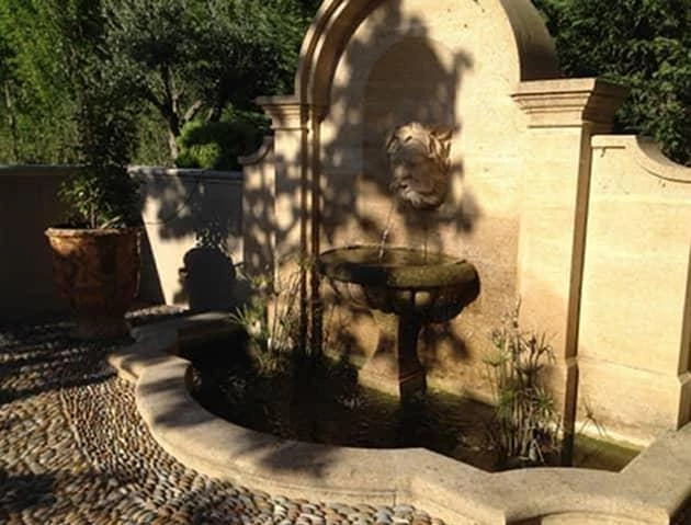 Projets spécifiques chauffage en extérieur, fontaine, climatisation cave Aix en Provence