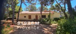 Résidence à Cassis avec piscine et équipements techniques protégés par un traitement d’eau anti-calcaire