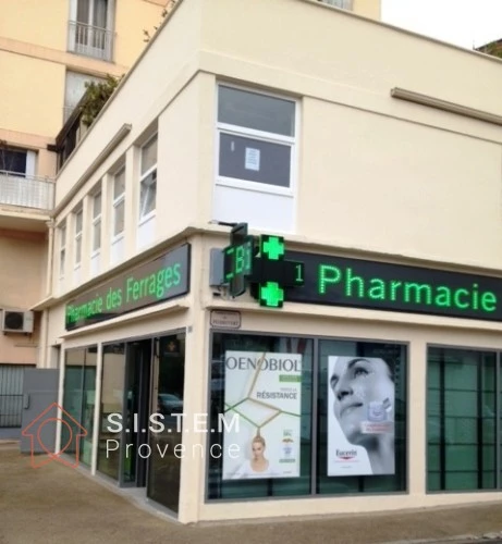 Aménagement d'une pharmacie et d'un cabinet médical à Manosque