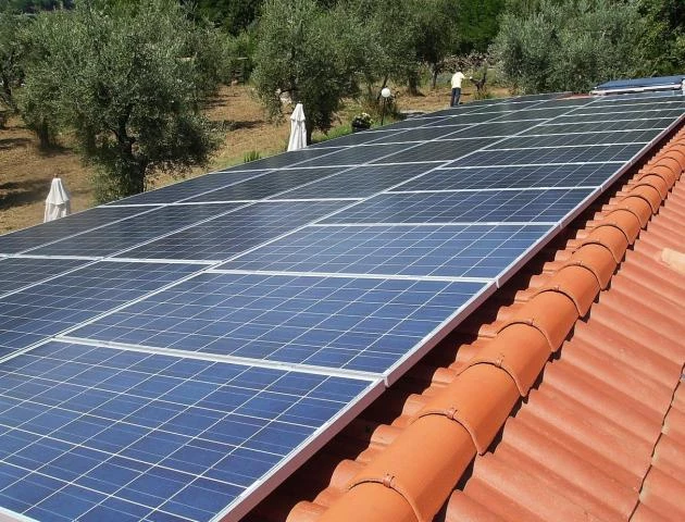 installation de panneaux solaires photovoltaïques à Aix-en-Provence