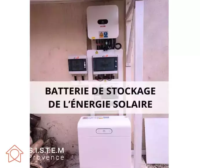 batterie de stockage du surplus d'énergie solaire