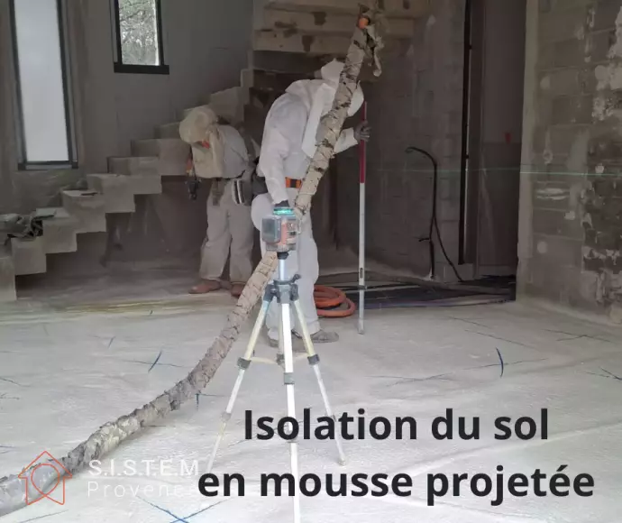 Isolation du sol avec mousse polyuréthane (PU) dans une maison à Fuveau
