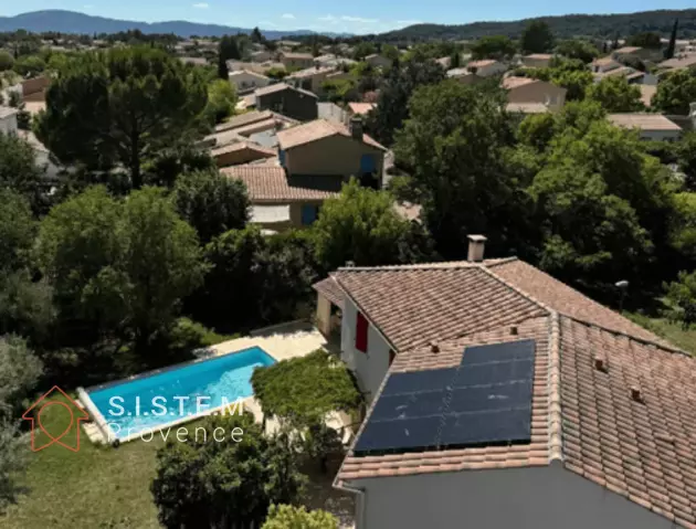 Installation de Panneaux Photovoltaïques performante à Pertuis Vaucluse