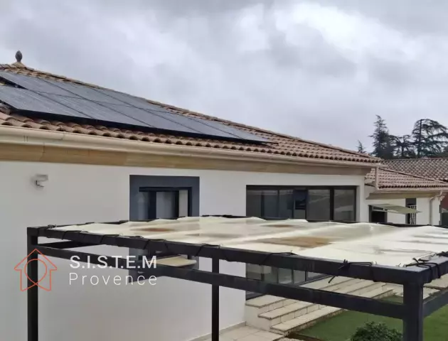 Installation photovoltaïque avec batterie Tesla Powerwall 3 à Saint-Maximin-la-Sainte-Baume : produire, stocker et consommer son électricité au bon moment